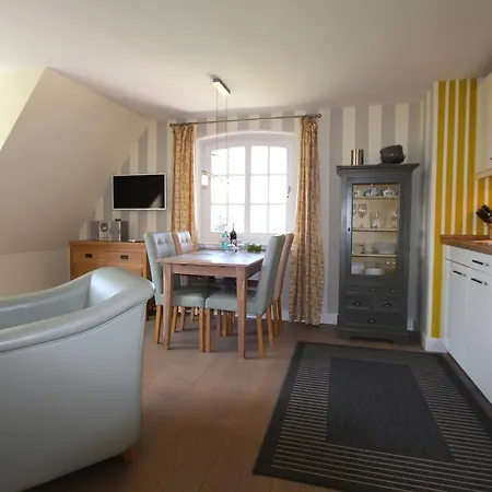 Апартаменты Landhaus Dunental *